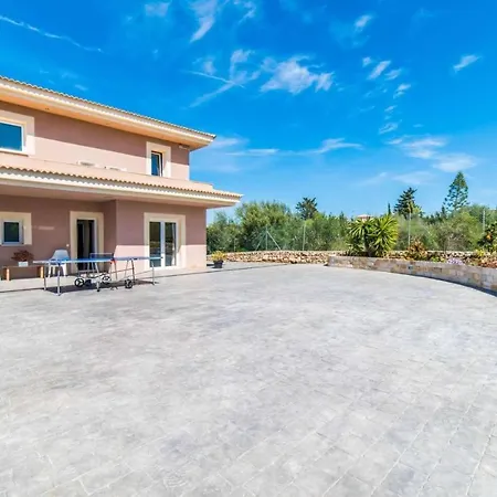 Redrema Villa *