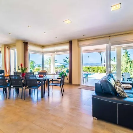 Redrema Villa *